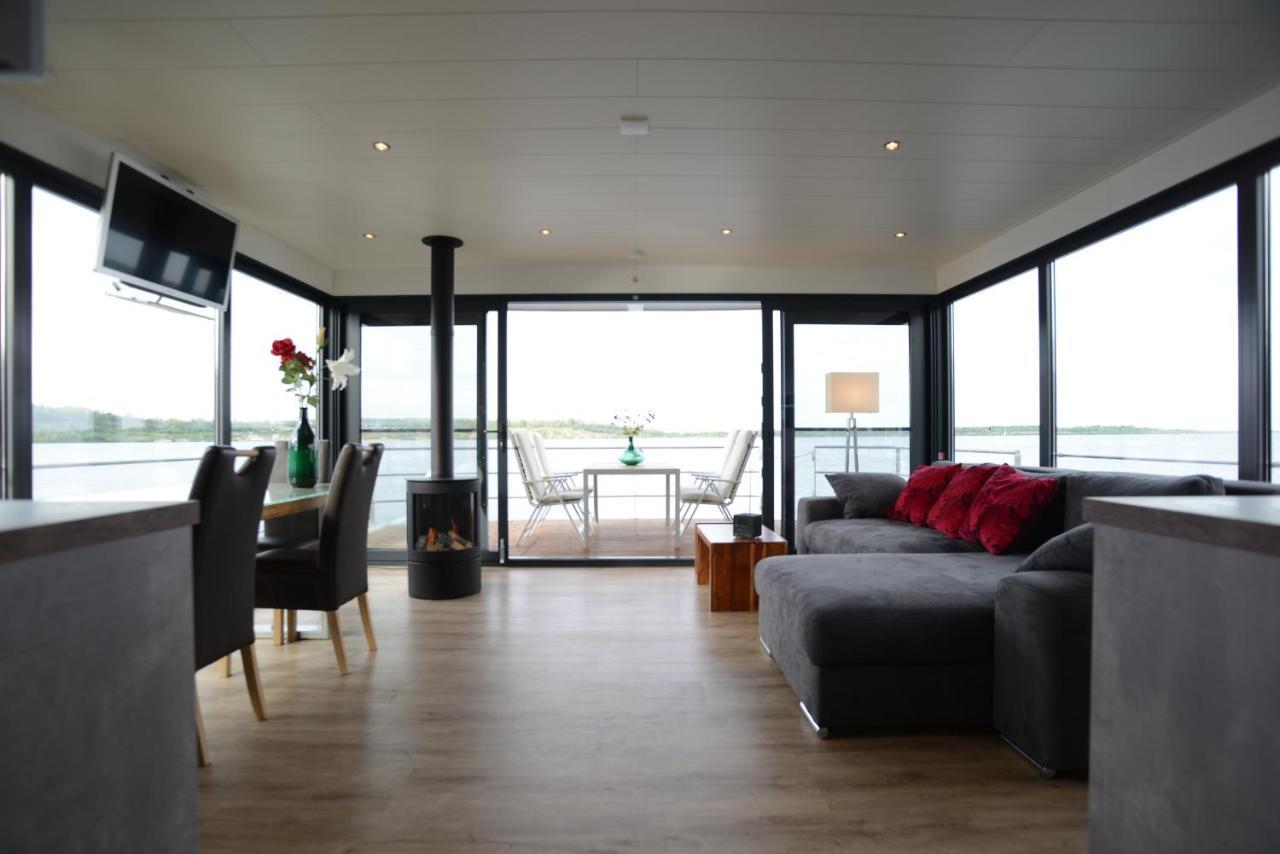 Hausboote und Ferienhäuser Marina Mücheln Mucheln Exterior foto